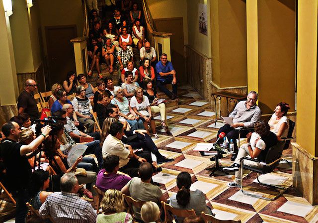 Elia Barceló recibirá en Elda el premio de la Crítica Literaria Valenciana