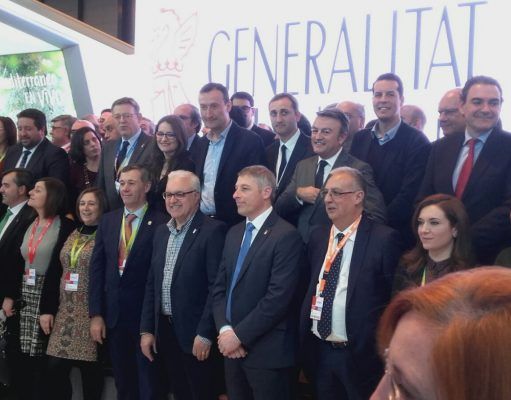El alcalde y la concejala de Turismo asisten en Fitur a la presentación del stand de la Comunidad Valenciana