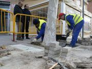 Los trabajadores de los Planes de Empleo realizan obras en tres zonas de la población