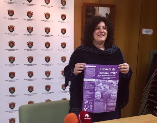 Comienza en Petrer la Escuela de Familia 2017