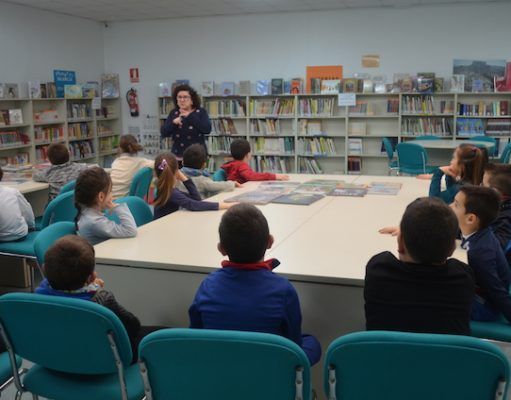 Las bibliotecas municipales conquistan a los más pequeños de Petrer