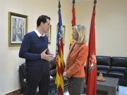 La Consellera de Justicia anuncia una reforma de los juzgados y un cambio de los equipos informáticos