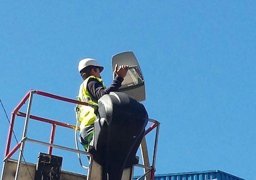 El Ayuntamiento mejora el servicio de mantenimiento del alumbrado público incrementando un 33% su dotación económica