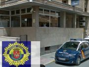 La Policía Local y un agente fuera de servicio de la Policía Nacional detienen al presunto autor de varios intentos de robo en comercios