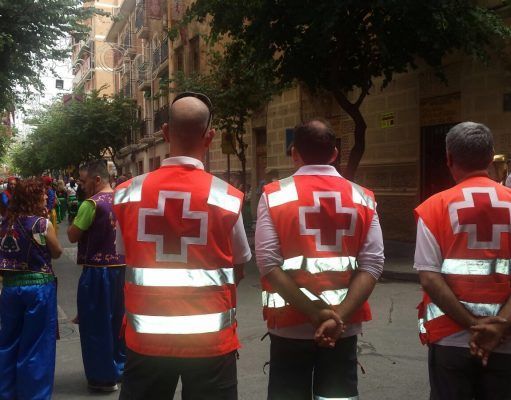 Cruz Roja de Elda atiende 36 urgencias y 65 curas en las fiestas de Moros y Cristianos