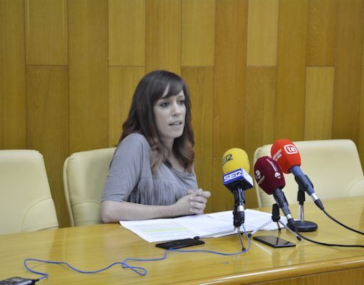 El equipo de Gobierno lamenta que el PP minusvalore a Elda cuando la candidatura del Centro de Referencia será conjunta con Elche Laura Rizo, concejala de Educación en Elda