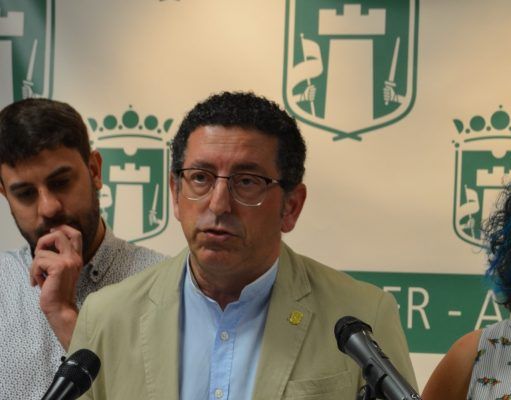 Alfonso Lacasa renuncia a la alcaldía de Petrer