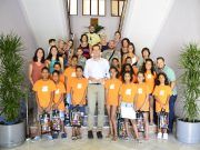 El alcalde recibe a los niños saharauis que están pasando el verano en Elda y comarca