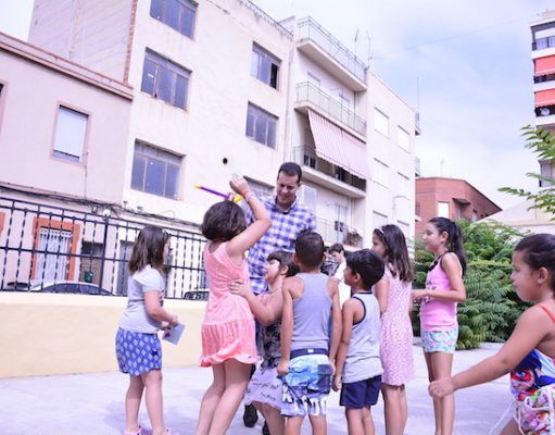 Las Asociaciones de Vecinos ofrecen talleres de verano a 300 niños durante el mes de julio