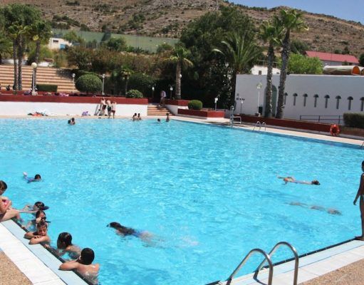 Las piscinas baten récord con cerca de 20.000 servicios de baño durante un mes y medio