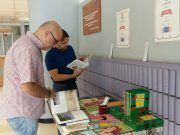 El Departamento de Salud de Elda pone en marcha el proyecto «El libro viajero te acompaña a mundos por descubrir»