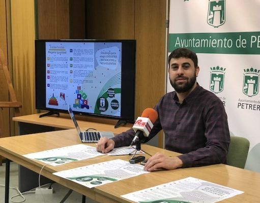 Petrer lanza una campaña para elegir juguetes no sexistas ni violentos: Estas fiestas, regala igualdad.