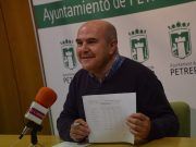 Petrer penaliza y reclamará 120.000€ a una docena de empresas por abandonar las obras o servicios públicos que se habían adjudicado mediante concurso Ramón Poveda - Archivo