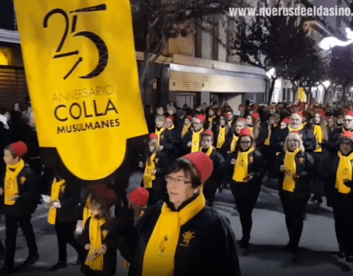 Desfile de Collas. Media Fiesta 2018 Moros y Cristianos de Elda Desfile collas Elda San Antón 2018