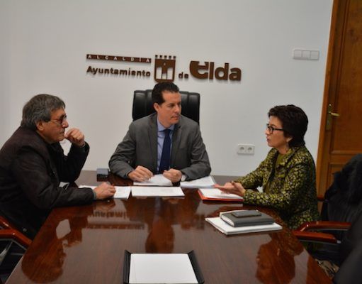 Consellería reafirma el compromiso con el sector del calzado en el Plan Estratégico de la Industria Valenciana