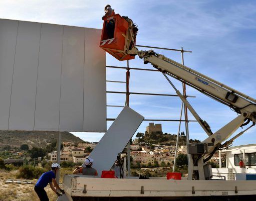 Fomento obliga a retirar la valla de ganchillo de Petrer – Campaña en Change.org para permitir su instalación valla ganchillo Petrer