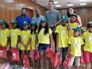 El alcalde recibe a nueve niños saharauis que están pasando el verano en Elda y destaca la importancia de la solidaridad Niños saharauis en Elda