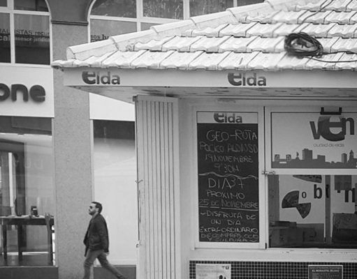 El quiosco de Turismo de la plaza Sagasta abre todos los días