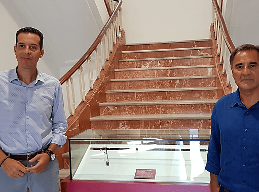 Elda recibe una pluma estilográfica y manuscritos de Manuel Azaña Noticias Elda - pluma estilográfica y manuscritos Rubén Alfaro Bernabé