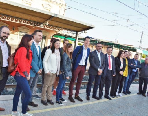 Arranca el nuevo servicio de trenes de Cercanías que conecta Elda con Alicante