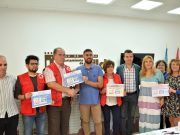Funredis, Sense Barreres y Cruz Roja reciben el dinero recaudado en la carrera solidaria entre Elda y Petrer