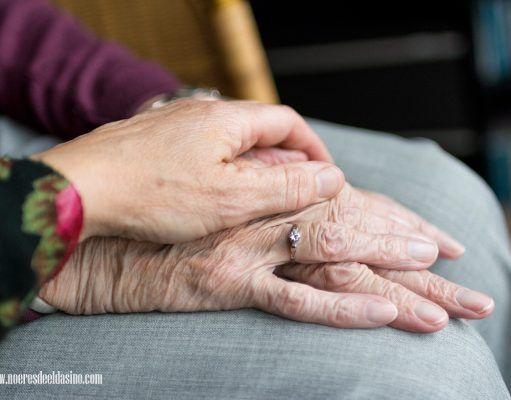 El Ayuntamiento de Elda pone en marcha el programa ‘Navidades entrañables’ dirigido a las personas mayores que están solas en Navidad Navidades entrañables Elda