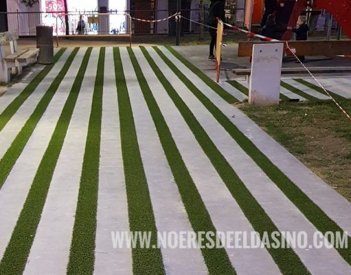 Se están reparando las franjas «problemáticas» del suelo de la Plaza Castelar Suelo Plaza Castelar Elda