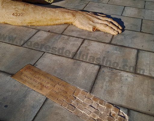 El Ayuntamiento de Elda condena los daños causados al Monumento a las víctimas del nazismo Ataque monumento Elda