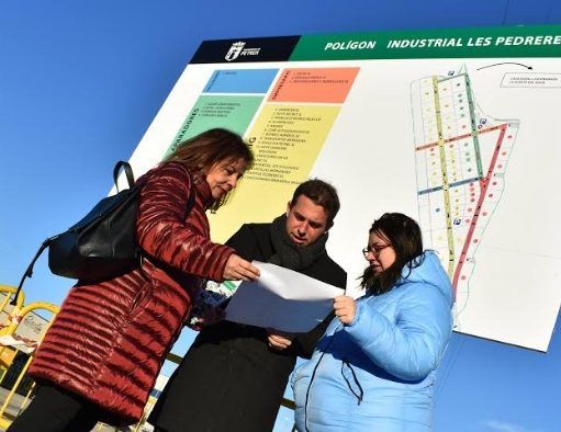 El Polígono Les Pedreres de Petrer mejora su señalización y aumenta su seguridad Polígono Les Pedreres Petrer