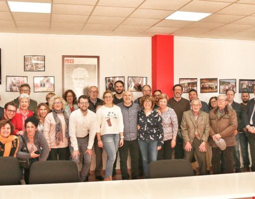 El PSOE de Petrer aprueba su candidatura para las elecciones municipales que encabezará la alcaldesa Irene Navarro y que se ha renovado en un 50 por ciento