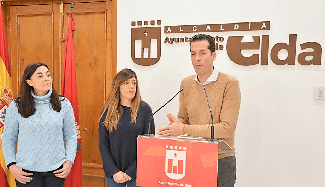 declaración como Bien de Relevancia Local Inmaterial de la tradicional Bajada de Antorchas de Bolón