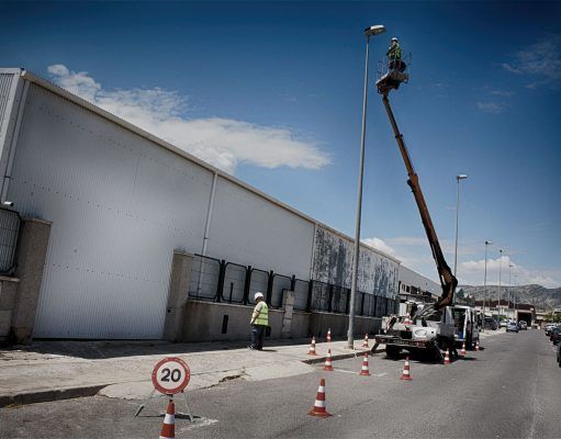 Han comenzado las obras de renovación en el Polígono Industrial Campo Alto de Elda Obras en Polígono Campo Allto de Elda