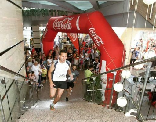 Daniel Osona, el eldense que apunta al Cielo en la Subida Vertical al Hotel Bali de Benidorm Daniel Osona Subida Vertical Gran Hotel Bali en Benidorm