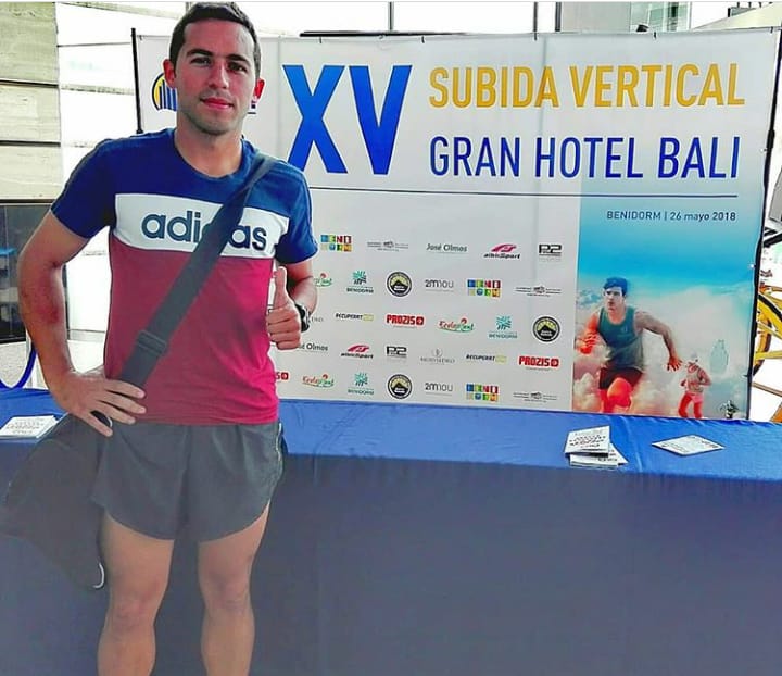 Daniel Osona Subida Vertical Gran Hotel Bali en Benidorm