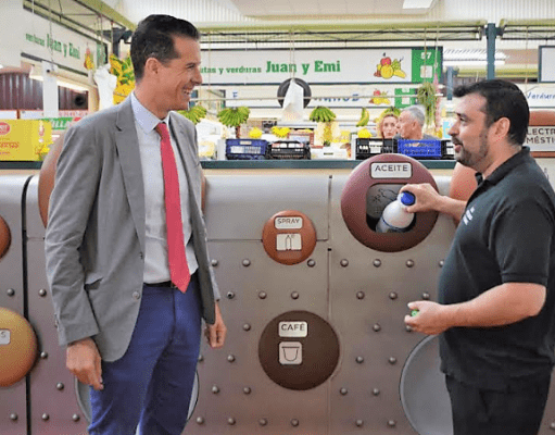 El Ayuntamiento de Elda y FOBESA inauguran dos nuevos puntos limpios de proximidad puntos limpios Elda