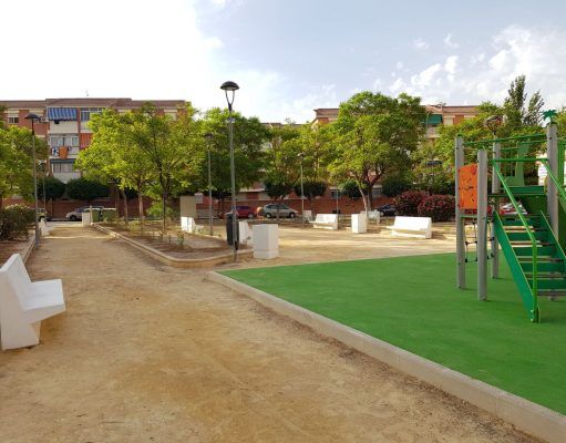 La Concejalía de Servicios Públicos finaliza la renovación completa del Parque Antonio Gades de Elda