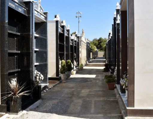 El Ayuntamiento de Petrer invierte 40.000 euros para seguir mejorando el Cementerio Municipal Cementerio de Petrer