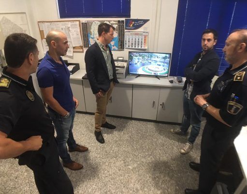 Petrer “exporta” su modelo de video vigilancia de tráfico de la Policía Local a otros municipios de la provincia Reunión con la Policía de Callosa