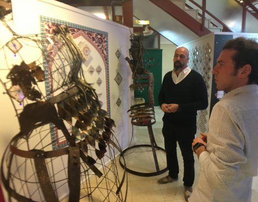 La Tourist Info de Petrer acoge una exposición del escultor Chemi Galiano Petrer acoge los últimos trabajos del artista Chemi Galiano