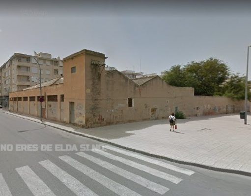 Aprobada la construcción de un nuevo gran supermercado en la avenida Felipe V de Petrer Aprobada la construcción de un nuevo gran supermercado en la avenida Felipe V de Petrer