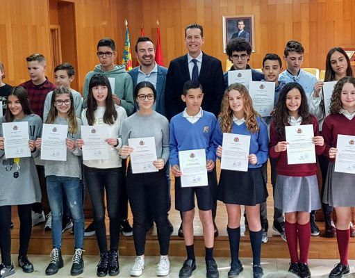 21 alumnos y alumnas eldenses, distinguidos con los Premios Extraordinarios de Educación Premios Extraordinarios de Educación