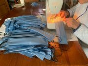 Petrer recibe un aluvión de llamadas de distintos puntos del país interesándose por la red social que fabrica mascarillas