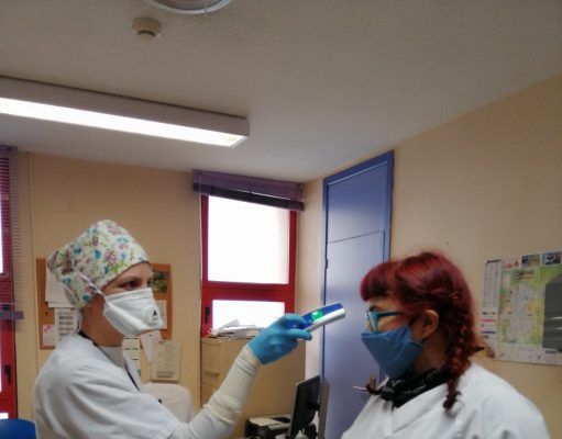 El Ayuntamiento de Petrer adquiere termómetros a distancia con infrarrojos para el control del Covid-19 El Ayuntamiento de Petrer adquiere termómetros a distancia con infrarrojos para el control del Covid-19