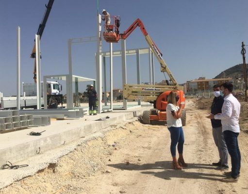 Comienza la instalación de las aulas prefabricadas que acogerán provisionalmente al IES Azorín a partir del próximo curso nstalación de las aulas prefabricadas que acogerán provisionalmente al IES Azorín a partir del próximo curso