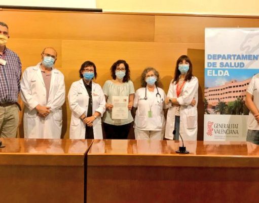 Entrega del Premio al Mejor Residente 2019-2020 del Departamento de Salud de Elda Premio al Mejor Residente 2019-2020 del Departamento de Salud de Elda