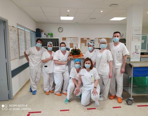 Recibe el alta el último paciente ingresado por COVID-19 en el Hospital General Universitario de Elda Personal de la cuarta izquierda de Medicina Interna del Hospital de Elda