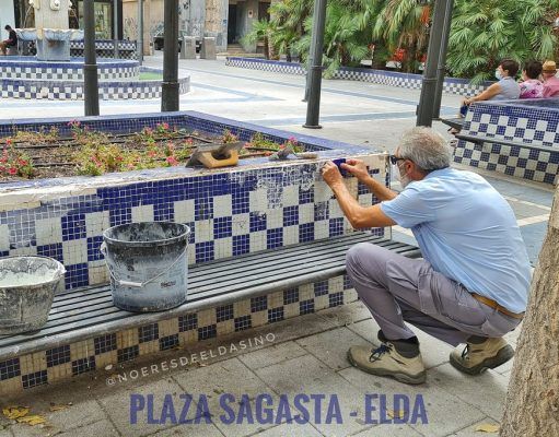 El Ayuntamiento de Elda repara los desperfectos de la Plaza Sagasta Reparación de los desperfectos de la Plaza Sagasta