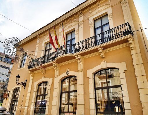 La presentación de la nueva novela de Elia Barceló, será este sábado en el Casino Eldense y se emitirá en directo Casino Eldense