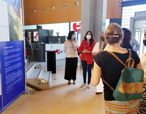 El Museo del Calzado de Elda acoge una exposición fotográfica sobre el drama de la trata de mujeres Exposición ‘Punto y seguimos. La vida puede más’