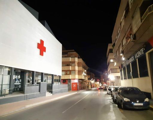 Se renueva el alumbrado del sector Trinquete y Cruz Roja Elda con la instalación de más de 140 puntos de luz de tecnología LED Nueva iluminación sector Trinquete en Elda
